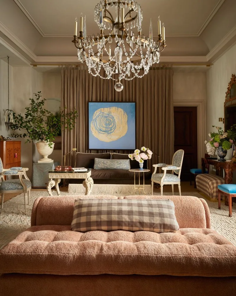 Mr. Trotter's Drawing Room, sofa in the foreground with Zuber and Cie panels behind, Kips Bay 2025, Studio Eckström